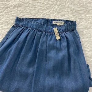 Madewell high-waisted chambray skirt!